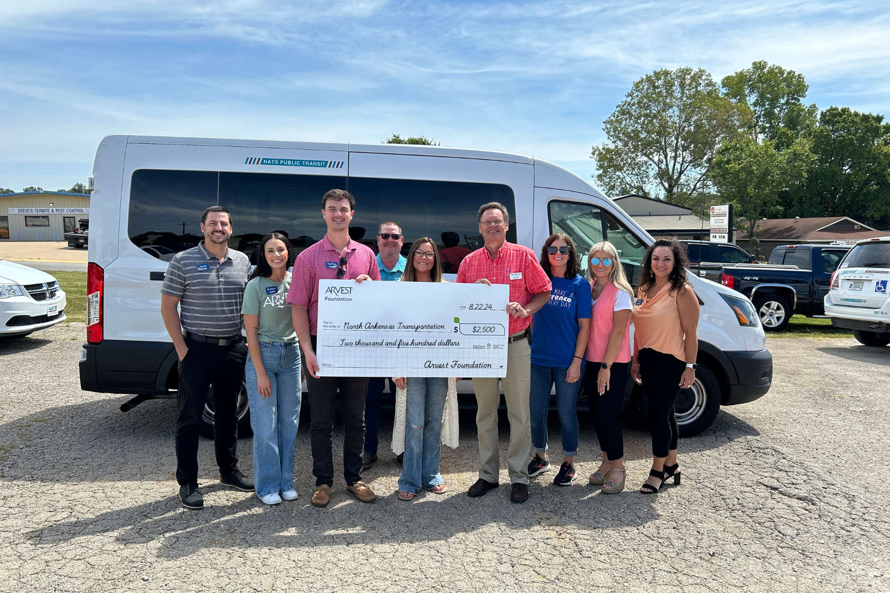 Arvest Foundation Announces $5,000 Donation to Support North Arkansas Transportation Service