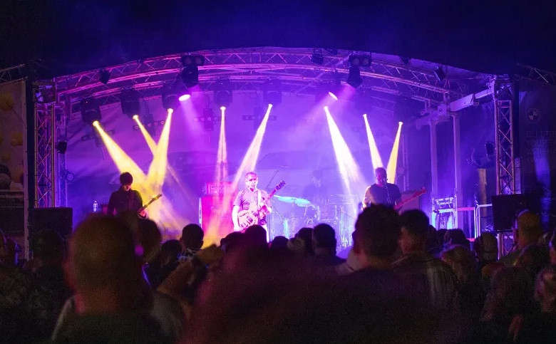 Chiddfest stage