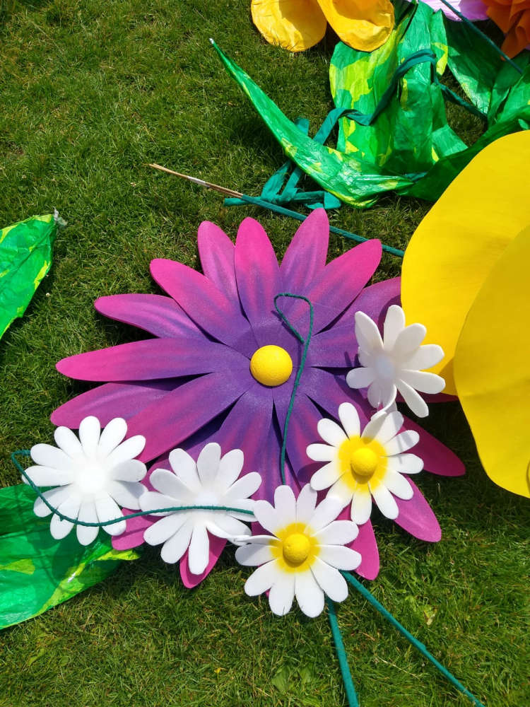 The African Daisy and The Daisy Chain Piece (Credit: Amma Gyan)