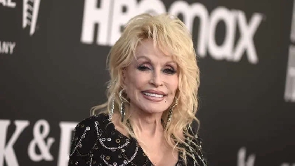 Parton & Pitbull.... - Vimarsana News