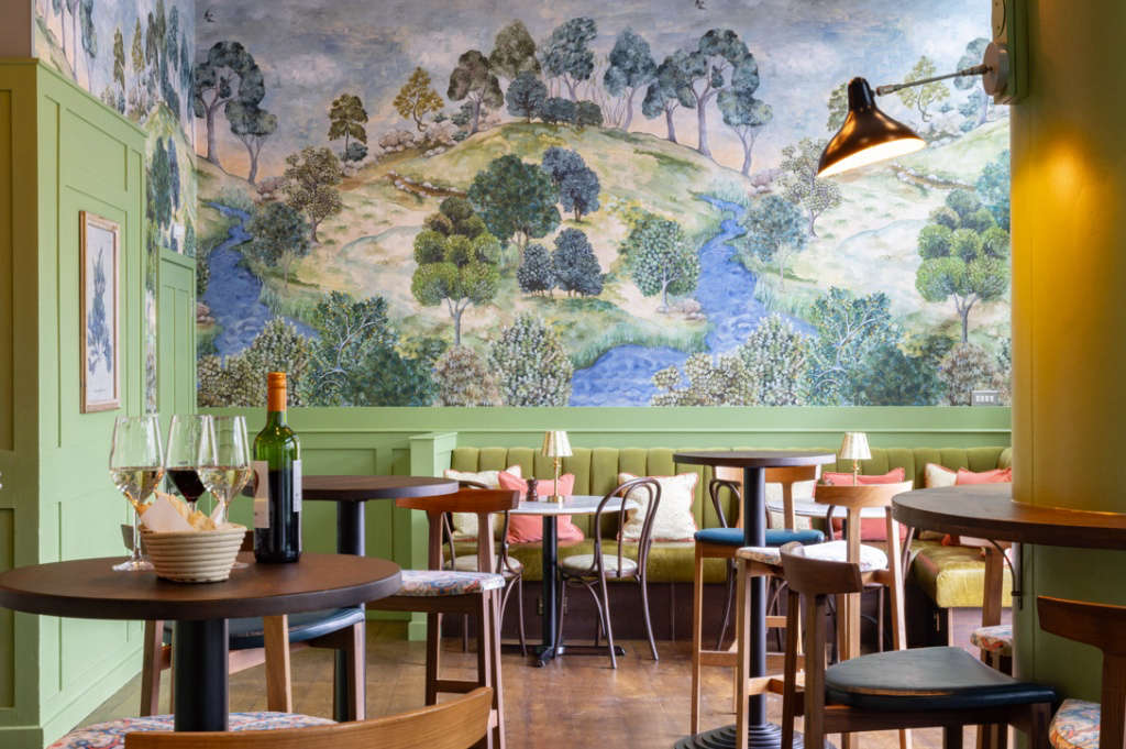 Restaurant Ambience