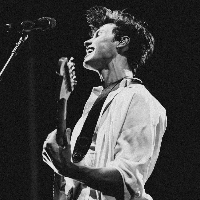 Shawn Mendes has released an acoustic version of 'When You're Gone' 