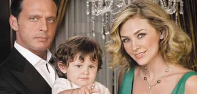 luis miguel y aracely arambula hijo cantante 